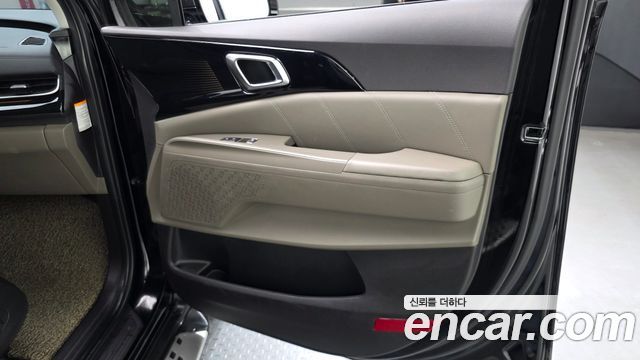 Kia Canival 2025 — photo 14