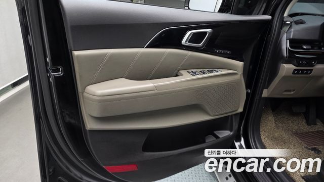 Kia Canival 2025 — photo 15