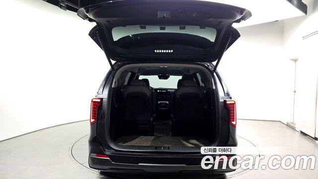 Kia Canival 2025 — photo 35