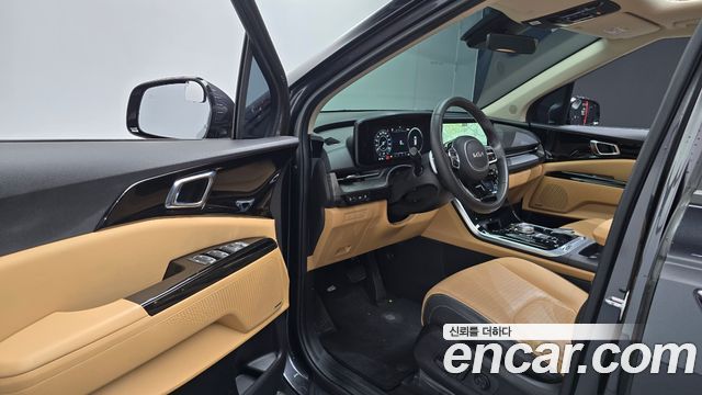 Kia Canival 2023 — photo 13
