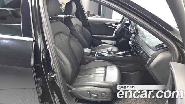 Audi A4 2020 — photo 16