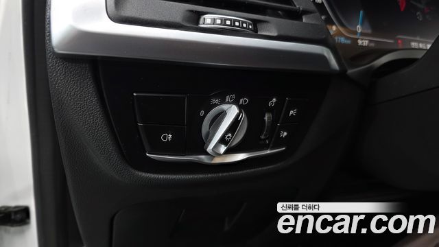 BMW iX3 2023 — photo 19