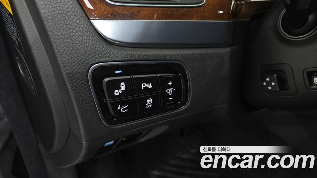 Hyundai Equus 2013 — photo 20