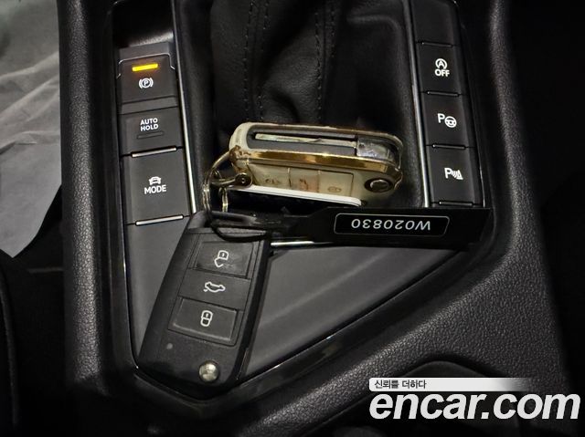 Volkswagen Tiguan 2023 — photo 14