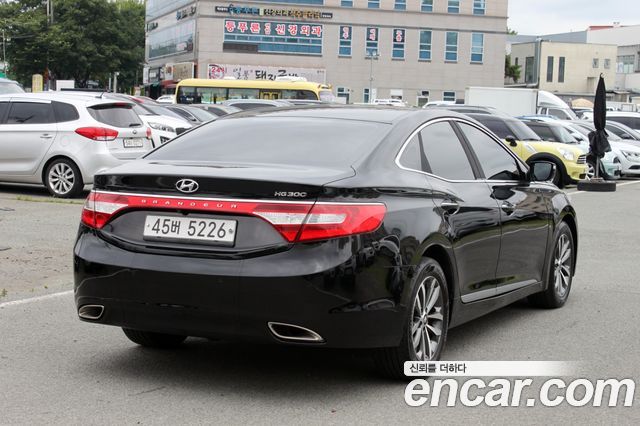 Hyundai Grandeur 2012 — photo 4
