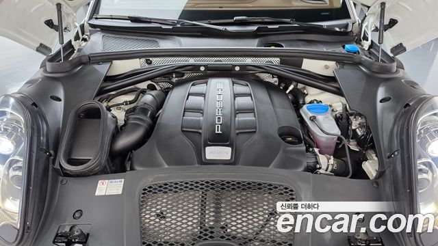 Porsche Macan 2017 — photo 6