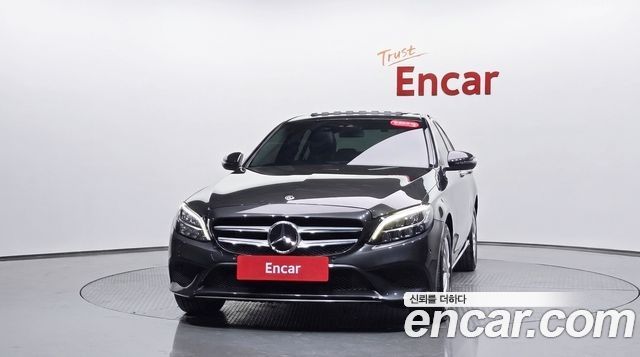 Mercedes-Benz C-Class 2020 — photo 3