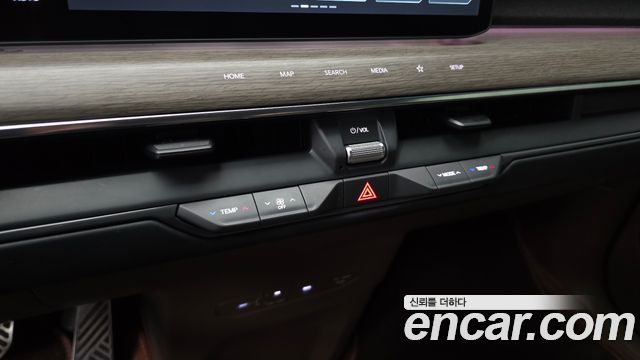 Kia EV9 2024 — photo 25