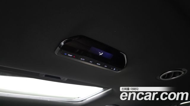 Kia EV9 2024 — photo 32