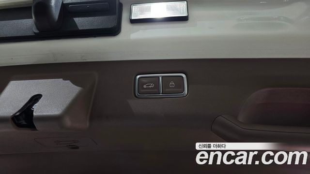 Kia EV9 2024 — photo 36