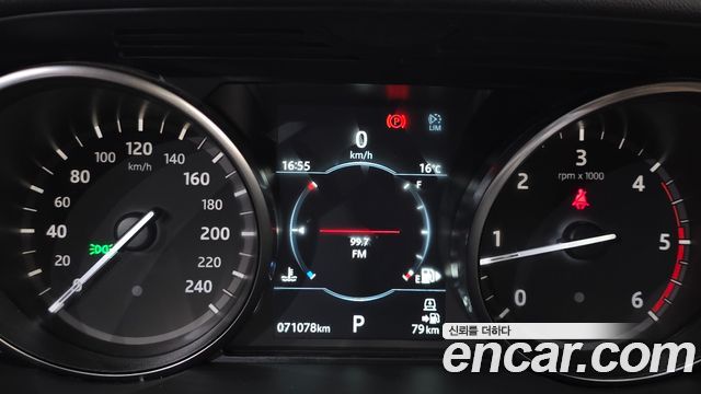 Land Rover Discovery 2018 — photo 8
