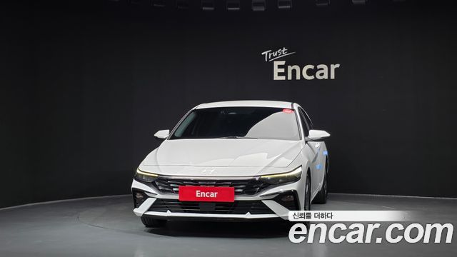 Hyundai AVANTE 2024 — photo 3