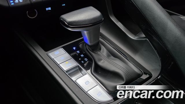 Hyundai AVANTE 2024 — photo 12