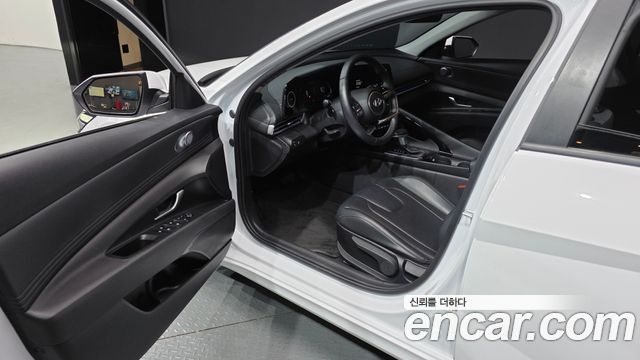 Hyundai AVANTE 2024 — photo 13