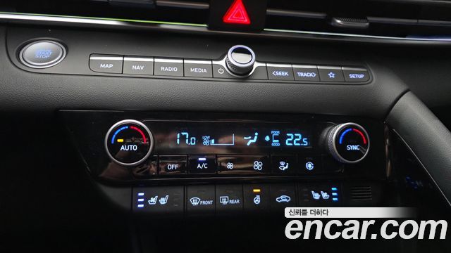 Hyundai AVANTE 2024 — photo 27