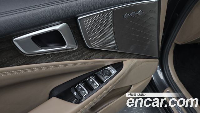 Kia K8 2022 — photo 21