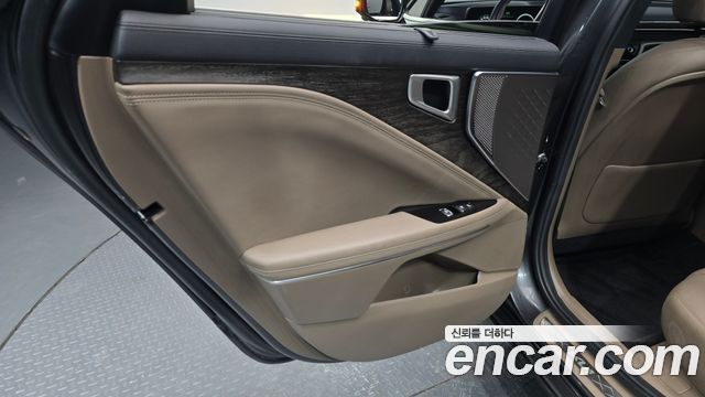Kia K8 2022 — photo 15
