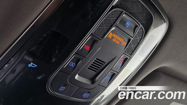 Genesis G80 2022 — photo 17