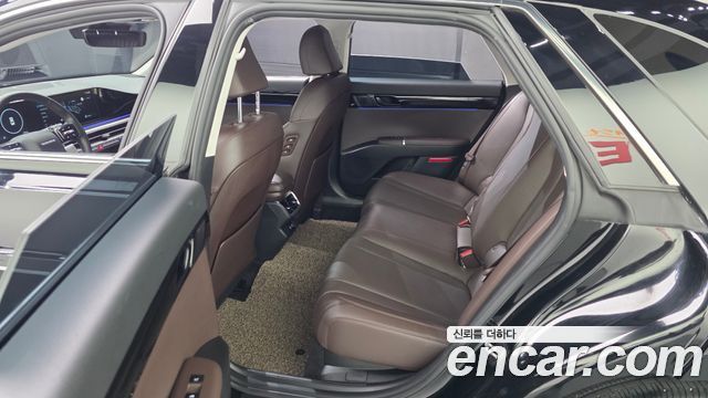 Hyundai Grandeur 2023 — photo 11