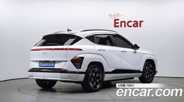 Hyundai Kona 2023 — photo 2