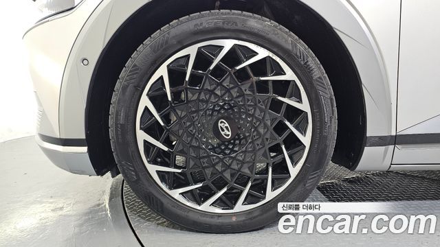 Hyundai Ioniq5 2023 — photo 5