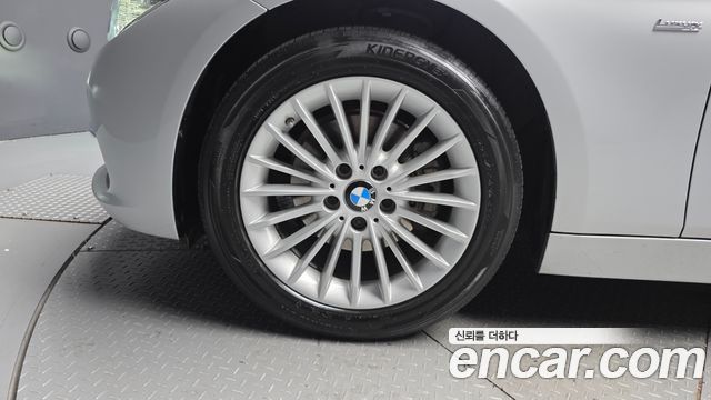 BMW 3-Series 2016 — photo 6