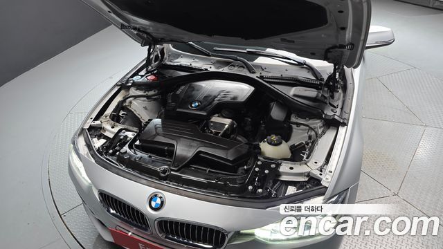 BMW 3-Series 2016 — photo 7