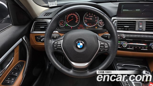 BMW 3-Series 2016 — photo 13