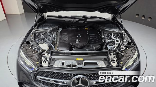 Mercedes-Benz GLC-Class 2026 — photo 6
