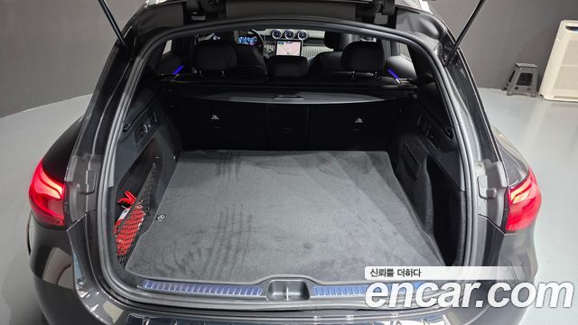 Mercedes-Benz GLC-Class 2026 — photo 25