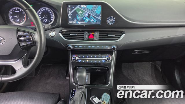 Hyundai Grandeur 2019 — photo 14