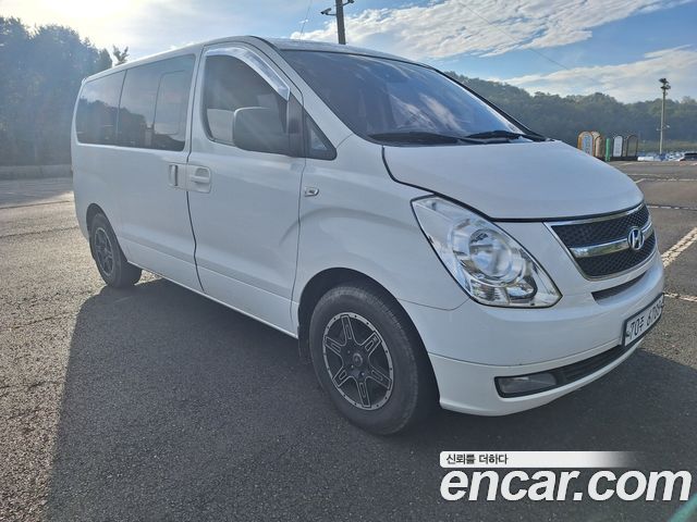 Hyundai Starex 2014 — photo 2