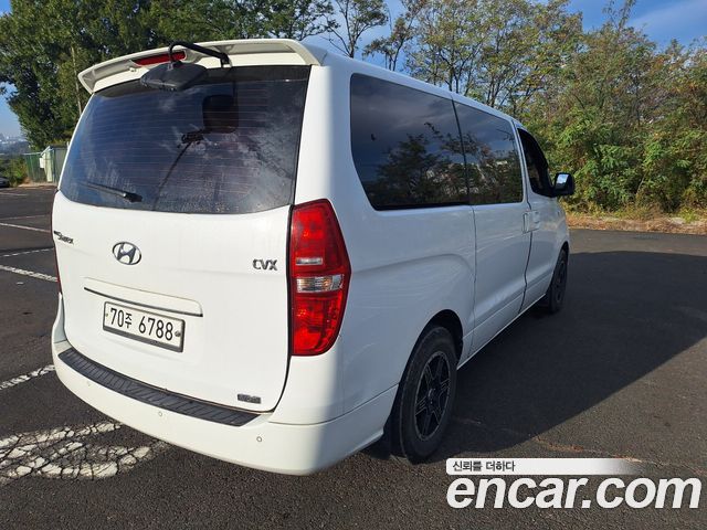 Hyundai Starex 2014 — photo 6