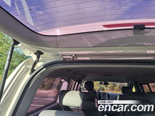 Hyundai Starex 2014 — photo 7