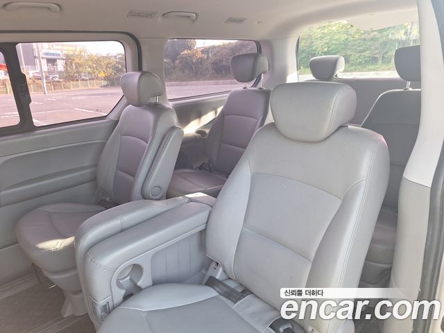 Hyundai Starex 2014 — photo 9