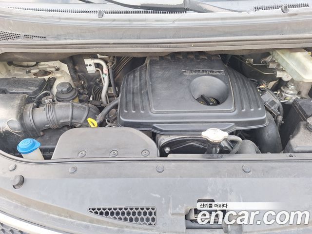 Hyundai Starex 2014 — photo 15