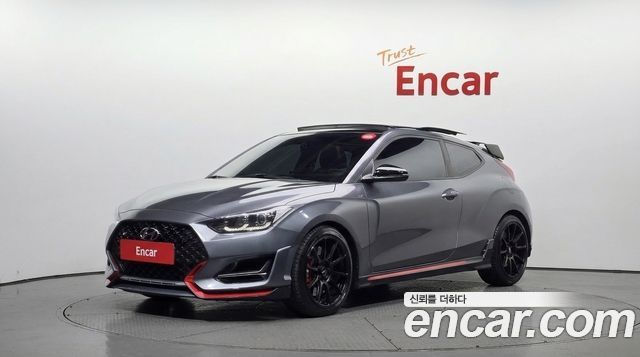 Hyundai Veloster 2019 — photo 1