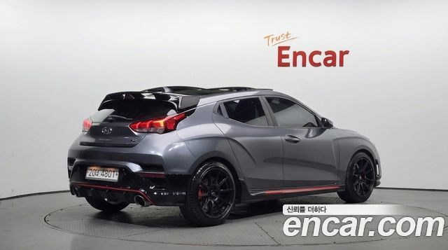 Hyundai Veloster 2019 — photo 2