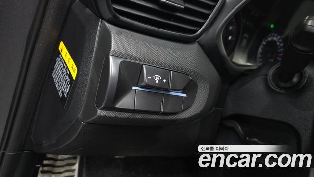 Hyundai Veloster 2019 — photo 27