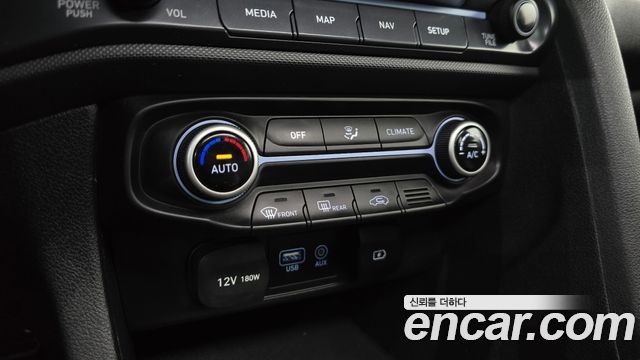 Hyundai Veloster 2019 — photo 32