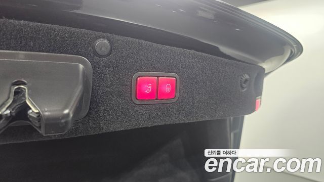 Mercedes-Benz S-Class 2019 — photo 26