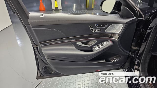 Mercedes-Benz S-Class 2019 — photo 14