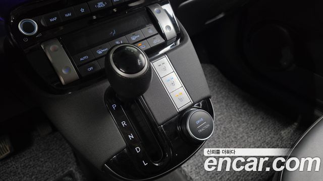 Hyundai Casper 2022 — photo 12