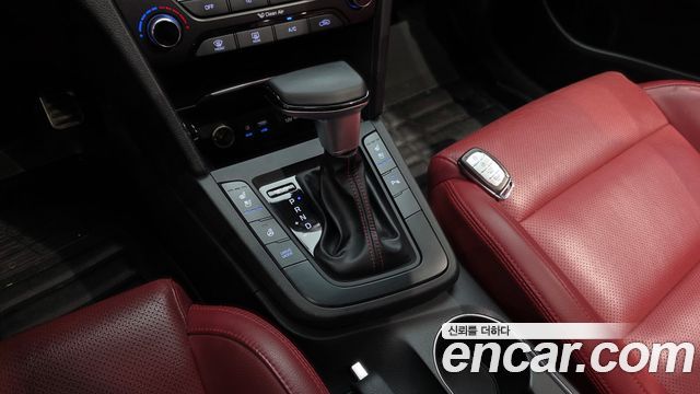 Hyundai AVANTE 2018 — photo 9