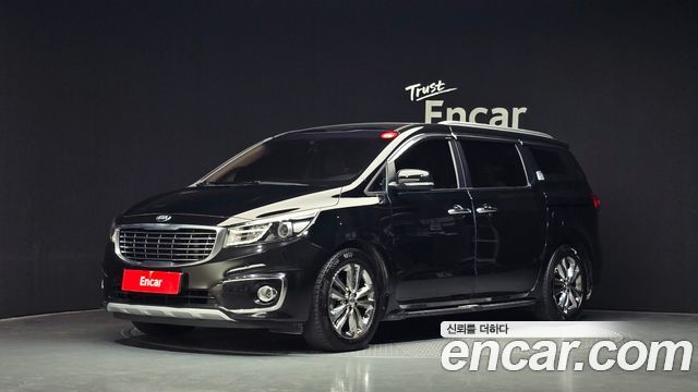 Kia Canival 2016 — photo 1