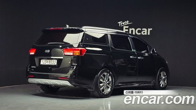 Kia Canival 2016 — photo 2
