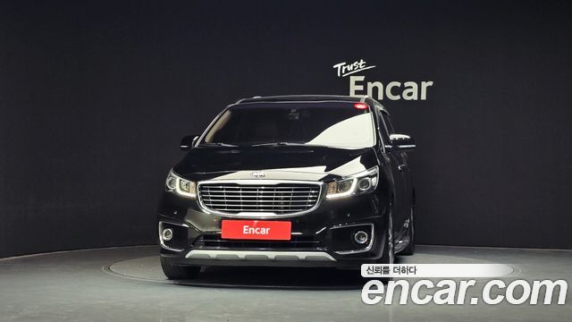 Kia Canival 2016 — photo 3