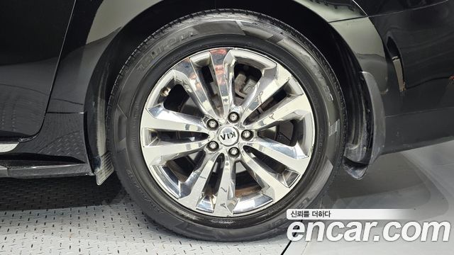 Kia Canival 2016 — photo 7