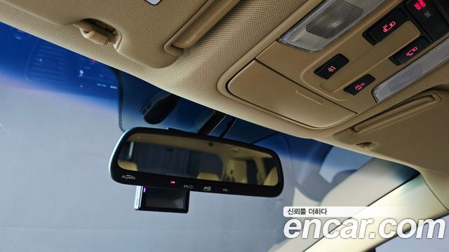 Kia Canival 2016 — photo 28