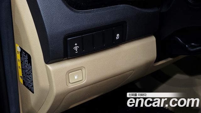 Kia Canival 2016 — photo 29